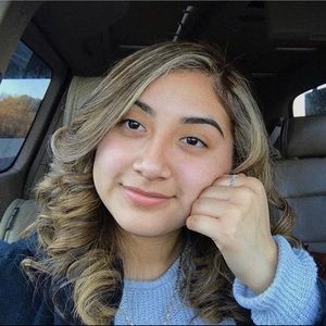 Meet your Posher, Julie